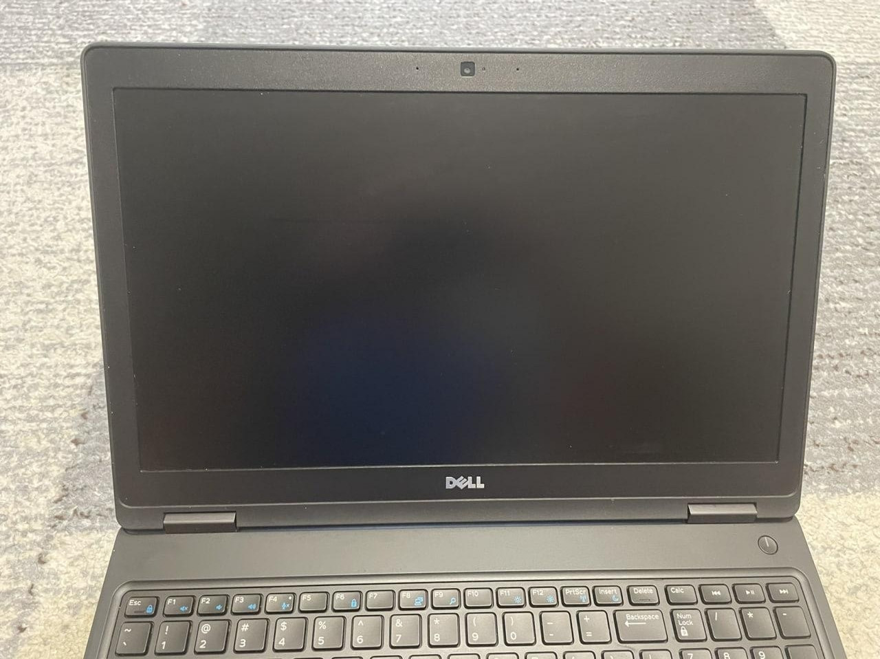 Ноутбук Dell Latitude E5580 Quad Core і5+ 15.6 IPS + GeForce 940MX