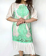 Платье летнее модное белое с сеткой и салатовым узором кружевом