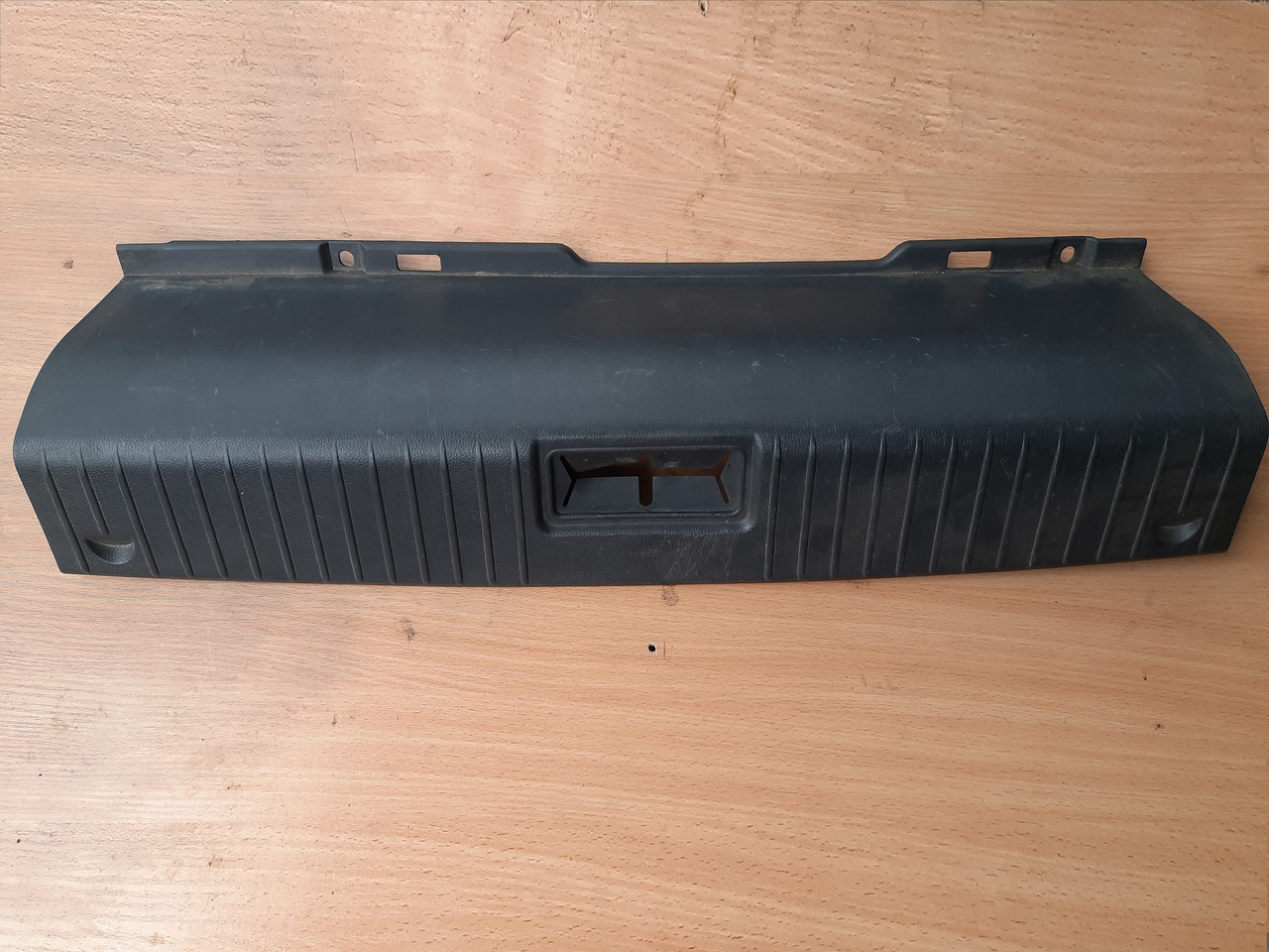 Накладка порога замка багажника Chevrolet Epica 2006-2011 96637730, фото 1