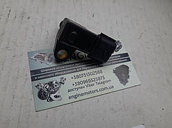 Датчик тиску в системі вловлення паливних пар Nissan