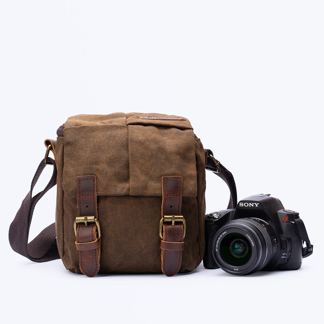 Фото сумка для фотоапарата коричнева