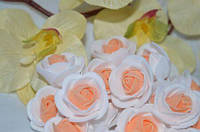 Троянда із фоамірану штучна 1 шт діаметр 3-3,5 см біло-персикова