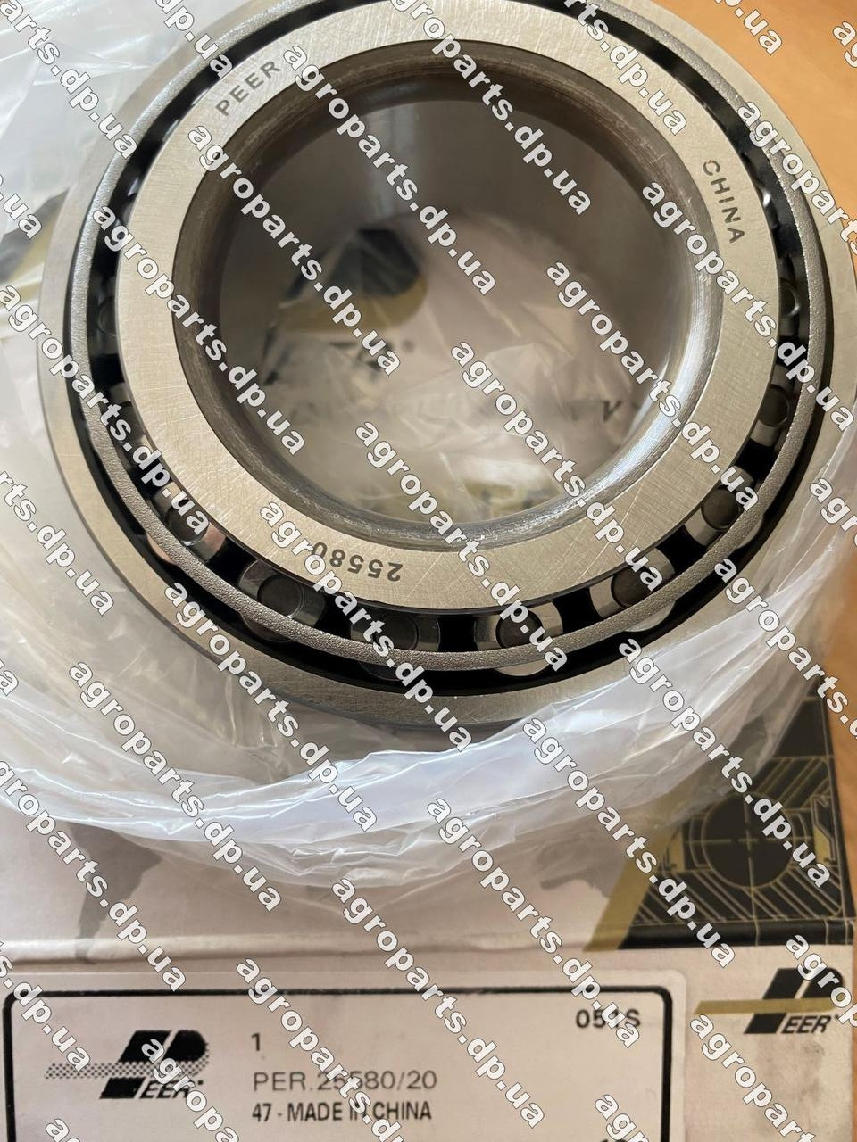 Підшипник PEER jd7395 з обоймою jd7418 Bearing ASSY 25580 & 25520 sn13269 cnh 679393