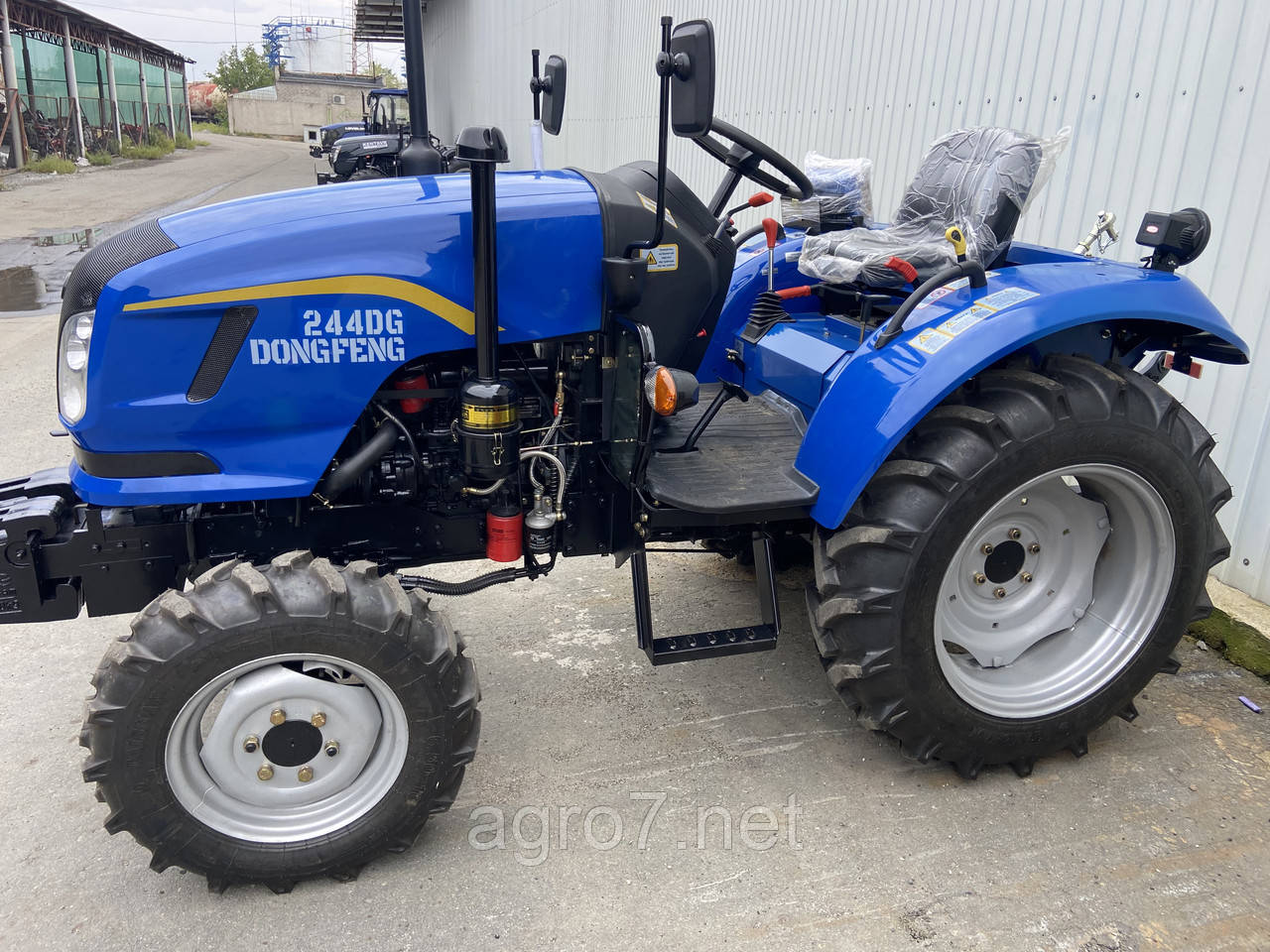 Трактор  DONFENG 244DG Реверс, фото 1