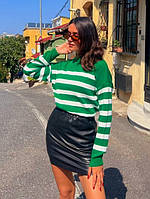Женский трендовый свитер в полоску с воротником стойка зелёный в белую полоску тёплый полушерстяной оверсайз