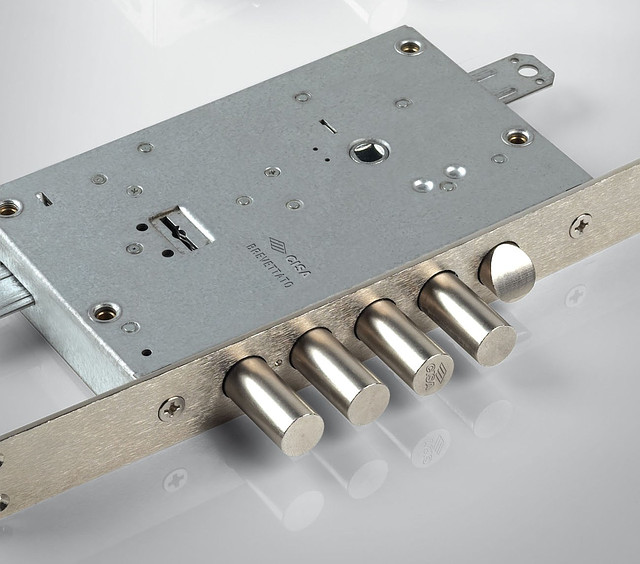 Замок Дніпропетровск, фото 1