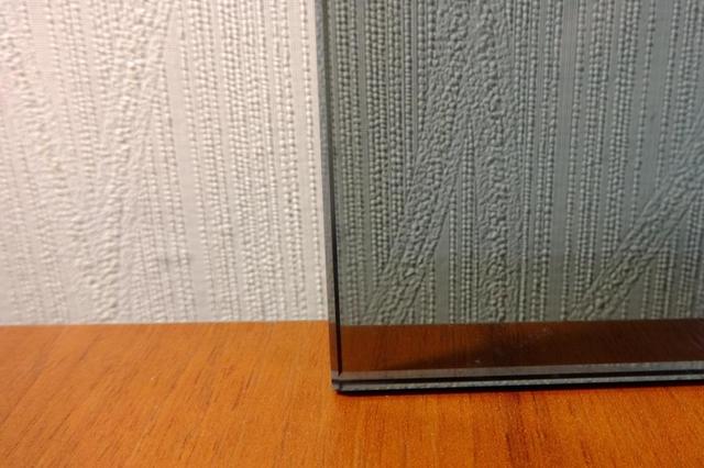 steklo-grafitovoye-tonirovannoye