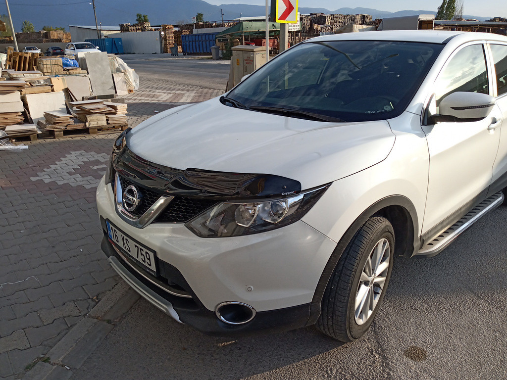 Дефлектор капота (мухобойка) Nissan Qashqai 2017-2021 (Ниссан Кашкай) 5773K032 - фото 5 - id-p1670561807