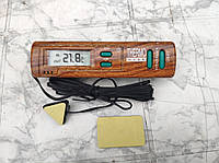 Термометр - часы автомобильные, показывает температуру воздуха в салоне авто и время.