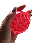 Силіконова щітка-масажер для миття голови Comair Малинова, фото 4