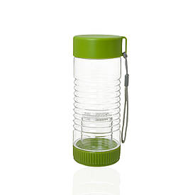 Пляшка пластикова 450ml із заварником для ягід і чаю, колір зелений