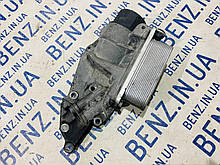 Корпус масляного фільтра з теплообмінником Mercedes W221, W212, W164, W204, C207 A2721800410