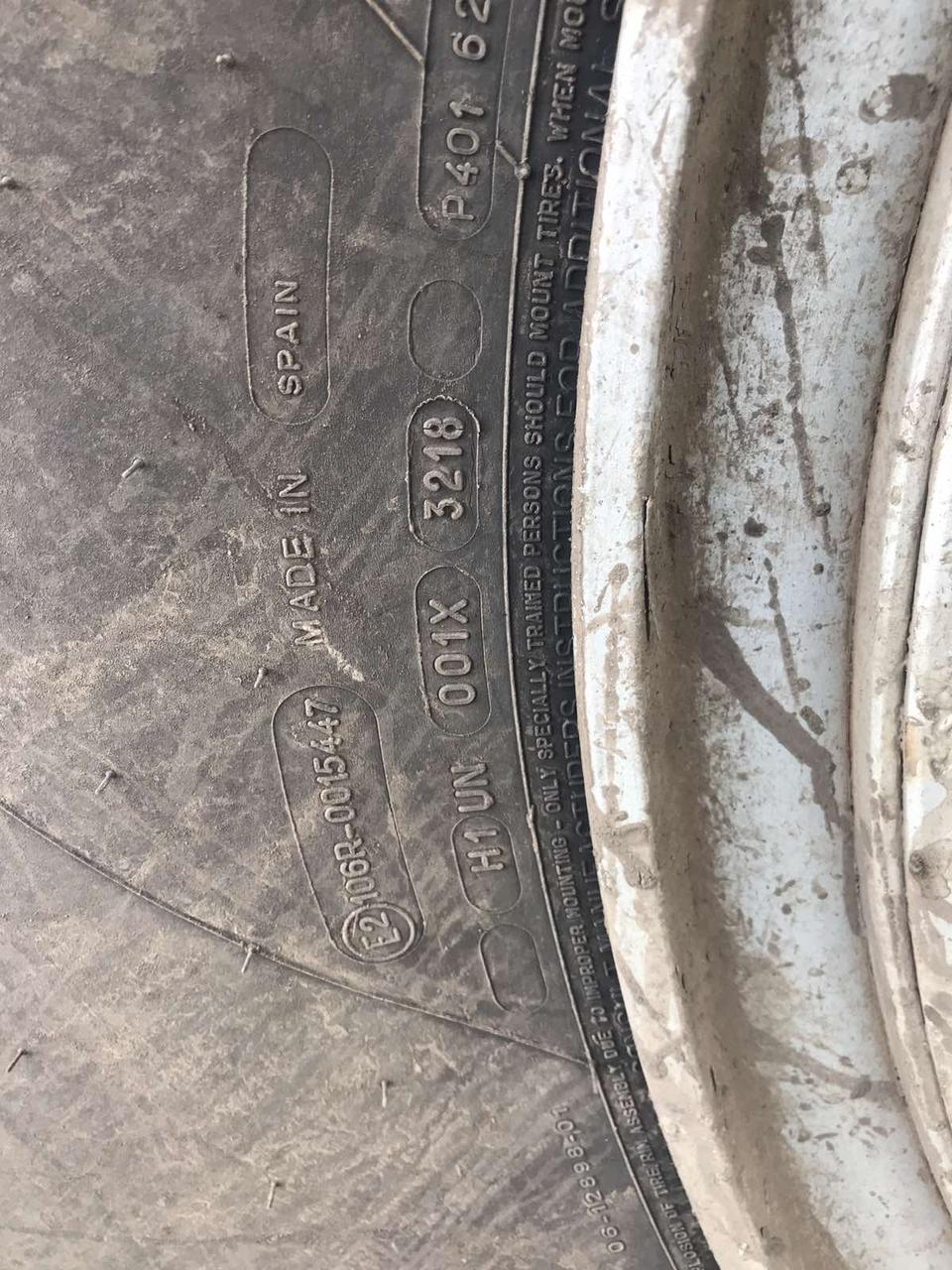 Шина 1000/55R32 MICHELIN - фото 5 - id-p1677577511