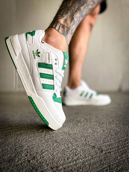 Adidas aq1261 2025