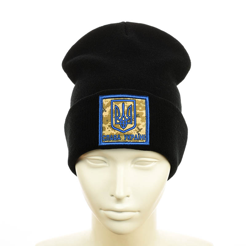 Шапка з Патріотичною нашивкою чорний