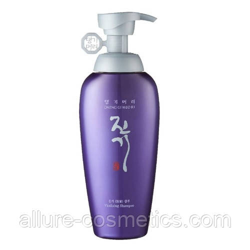 Регенеруючий шампунь Daeng Gi Meo Ri Vitalizing Shampo 500ml