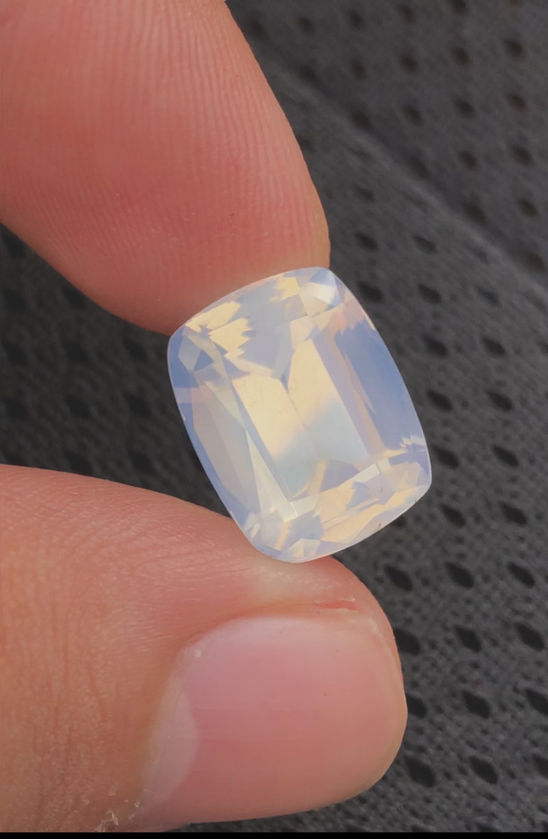 Натуральний Місячний Камінь (Адуляр) 11.15Ct карат 14.7 x 11.4 x 9.9mm