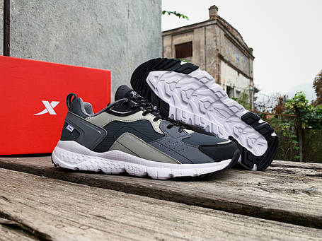 Чоловічі кросівки Xtep Outdoor 979319170007 Grey Black водонепроникні, фото 1