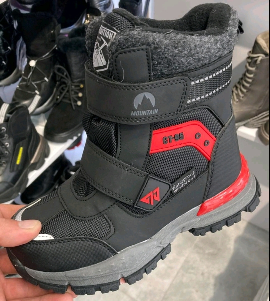 Зимові дитячі термосапоги для хлопчика 33 34 35 36 37 38 39 - фото 1 - id-p1285370659