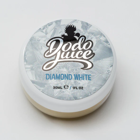 Твердий віск для світлих автомобілів Dodo Juice Diamond White 30 мл