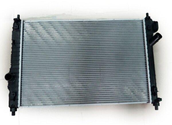 Радіатор охолодження Авео T255(08-) (L=602) 1,2 АКПП (б/с конд) (алюм-паяний) GM