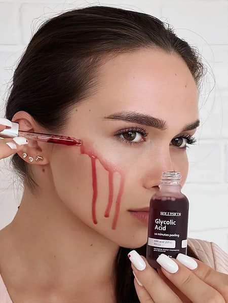 Кислотна пілінг-сироватка для обличчя HOLLYSKIN Glycolic Acid 30 мл