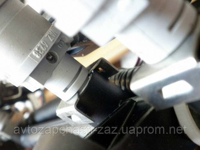 Купить Форсунка ТМ DEKA ВАЗ-2112 - два сопла распыления. Форсунки ДЕКА ...