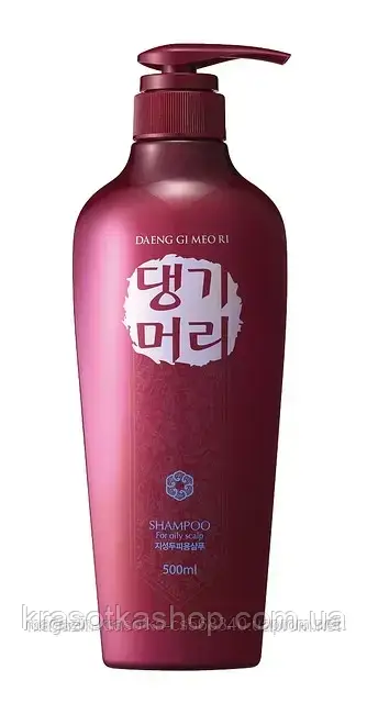 Шампунь для жирной кожи головы / Shampoo for oily Scalp DAENG GI MEO RI, 500 мл