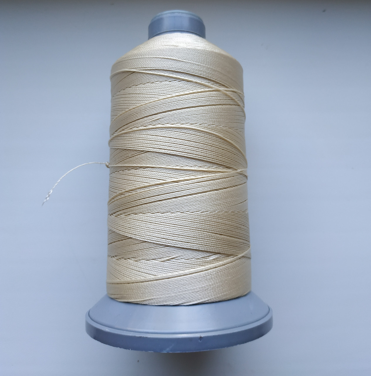 Нитки Gutermann Filan No16
колір 2885 (БІЖЕВИЙ)
1000 м