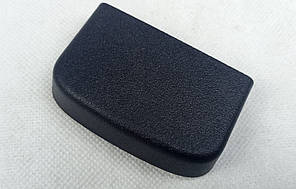 Накладка кріплення сидіння Mitsubishi Outlander 3 (2018-на час) 3-й рестайлінг 1-ряд тип 3 оригінал б/у