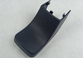 Накладка кріплення сидіння Mitsubishi Outlander 3 (2018-на час) 3-й рестайлінг 1-ряд тип 2 права оригінал б/у