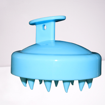 Силіконова щітка-масажер для миття голови Comair Блакитна