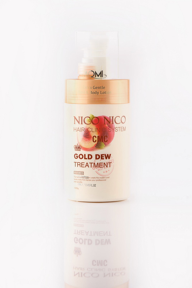 Відновлююча маска для волосся з екстрактом золота NICO NICO Gold Dew Treatment