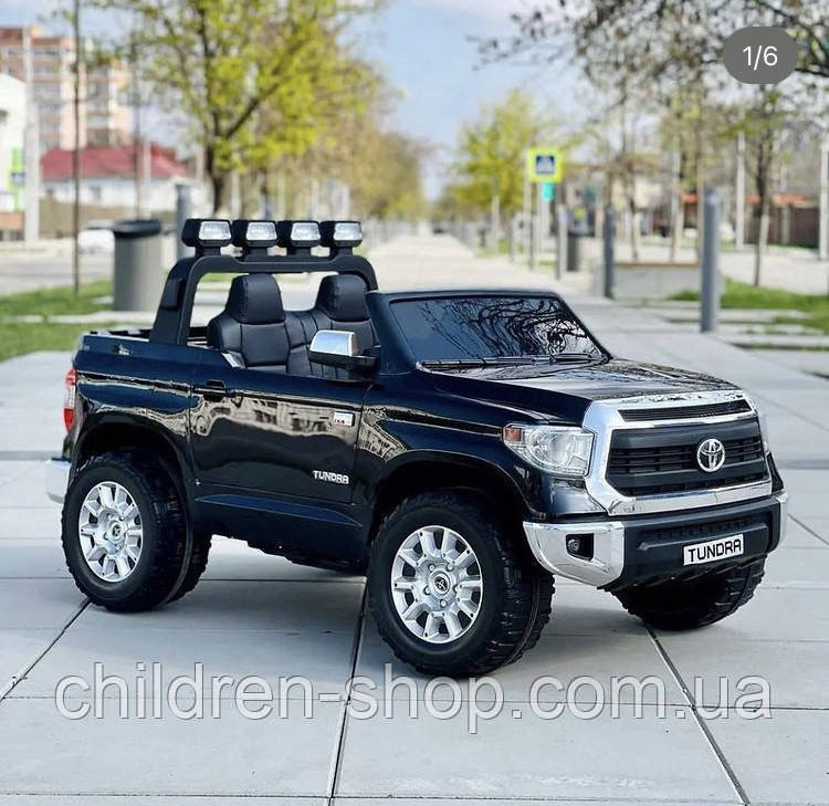 Дитячий електромобіль Toyota