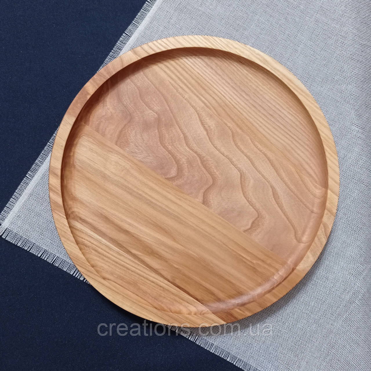 Тарілка дерев'яна дошка для подачі страв кругла двостороння з ясеня