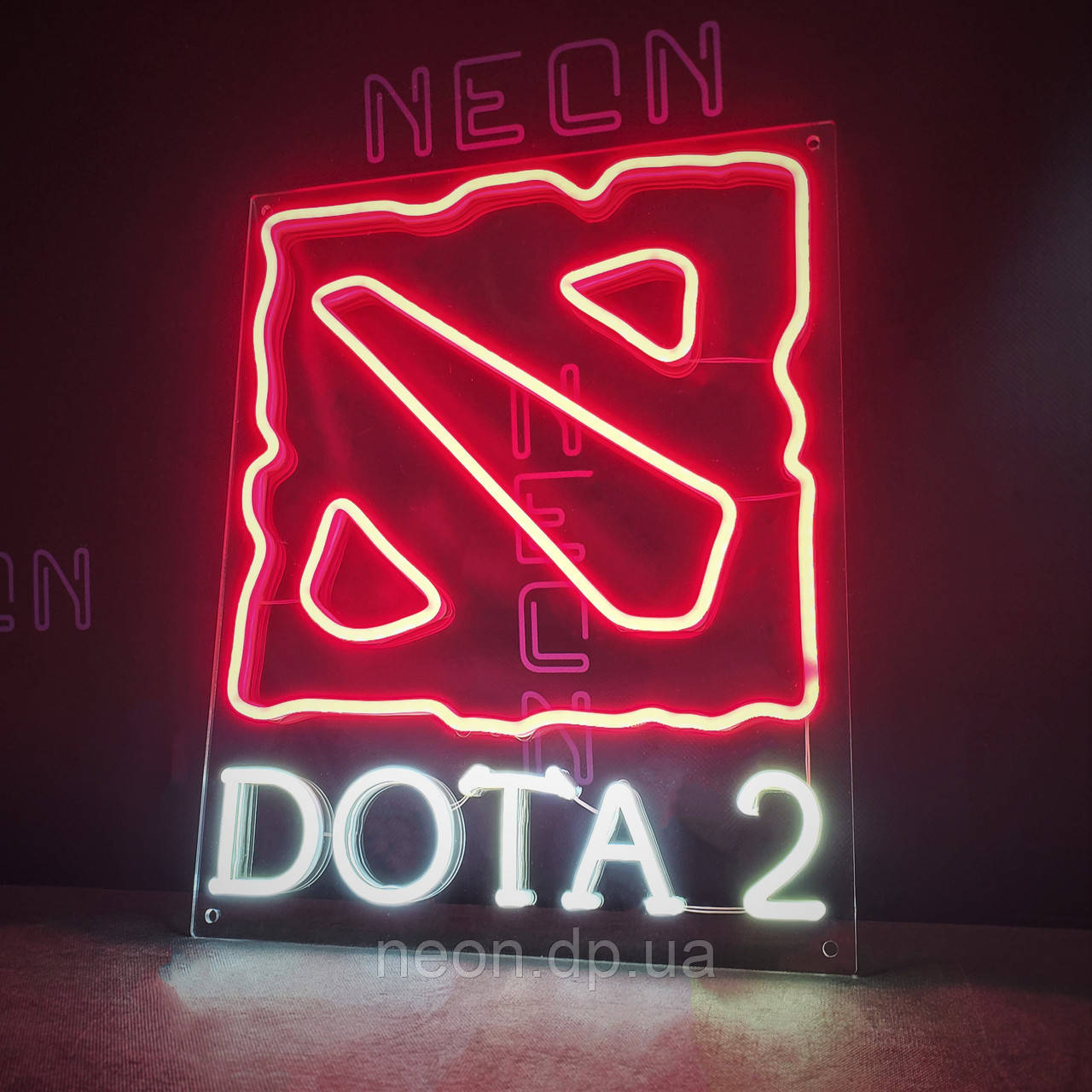 Неонова вивіска "Dota"