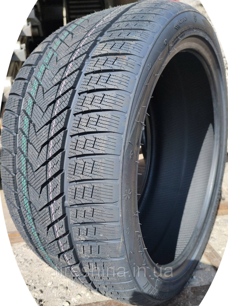 Шина 295/35R21 107H XL SnowGriper II Ilink зима