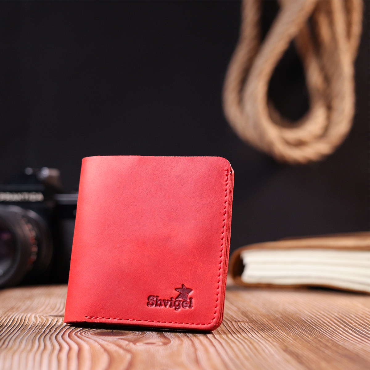 Вертикальное карманное портмоне для женщин Shvigel 16602 Красный. Натуральная кожа - фото 7 - id-p1678921139