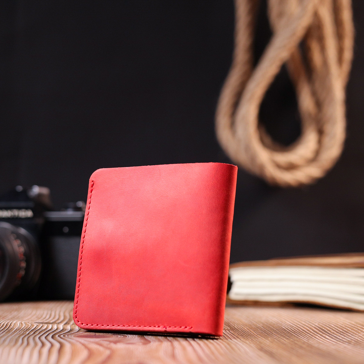 Вертикальное карманное портмоне для женщин Shvigel 16602 Красный. Натуральная кожа - фото 8 - id-p1678921139