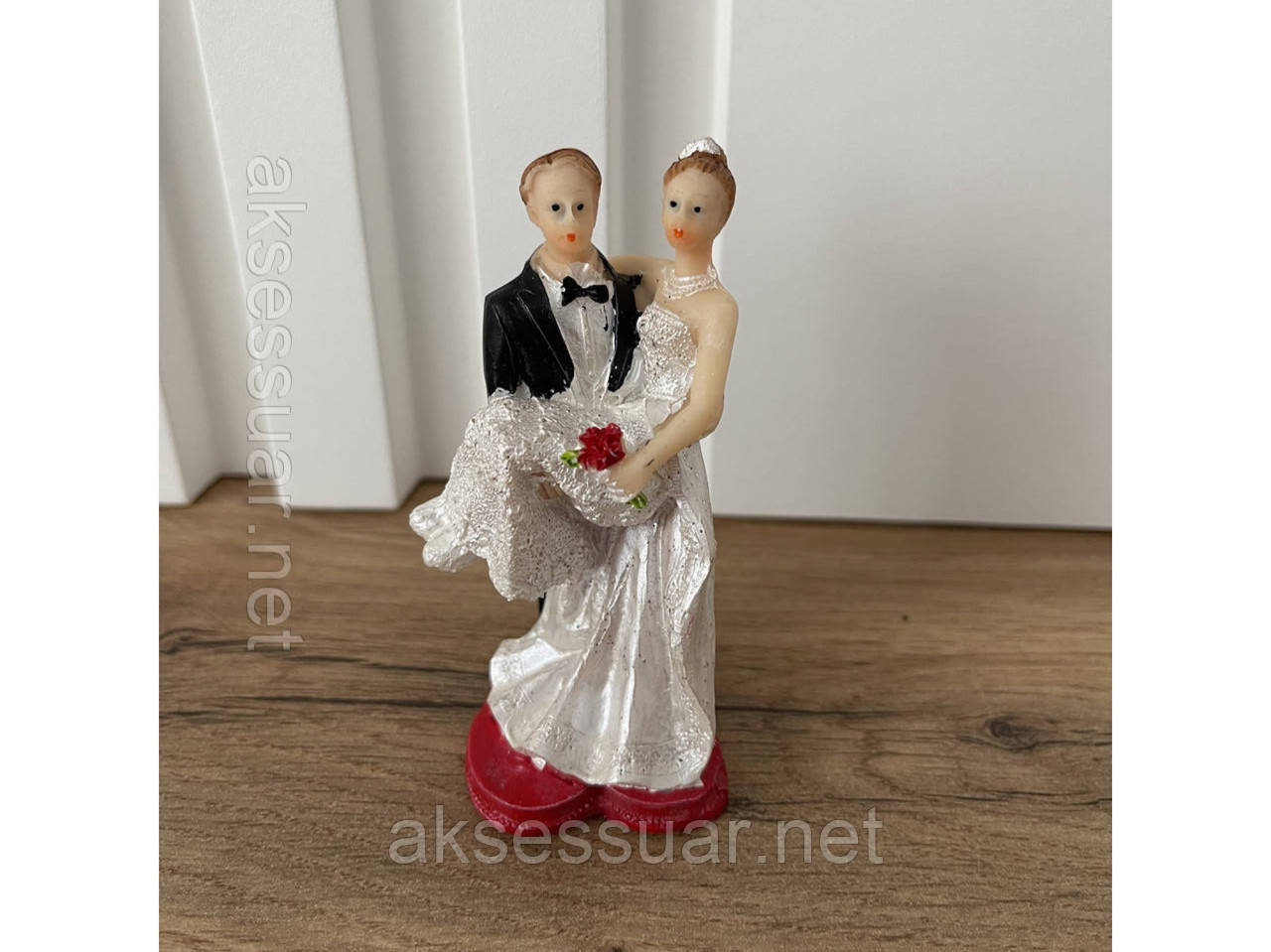 Фігурка на весільний торт - фото 1 - id-p352743860