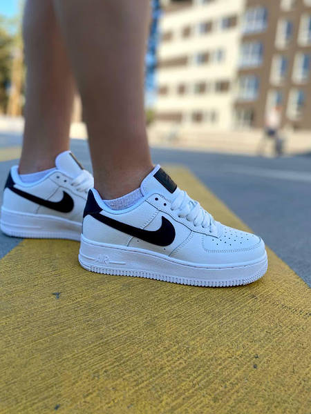 Nike air force 1 black logo online