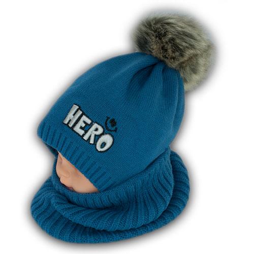 Детский комплект - шапка с двумя помпонами и шарф для девочки