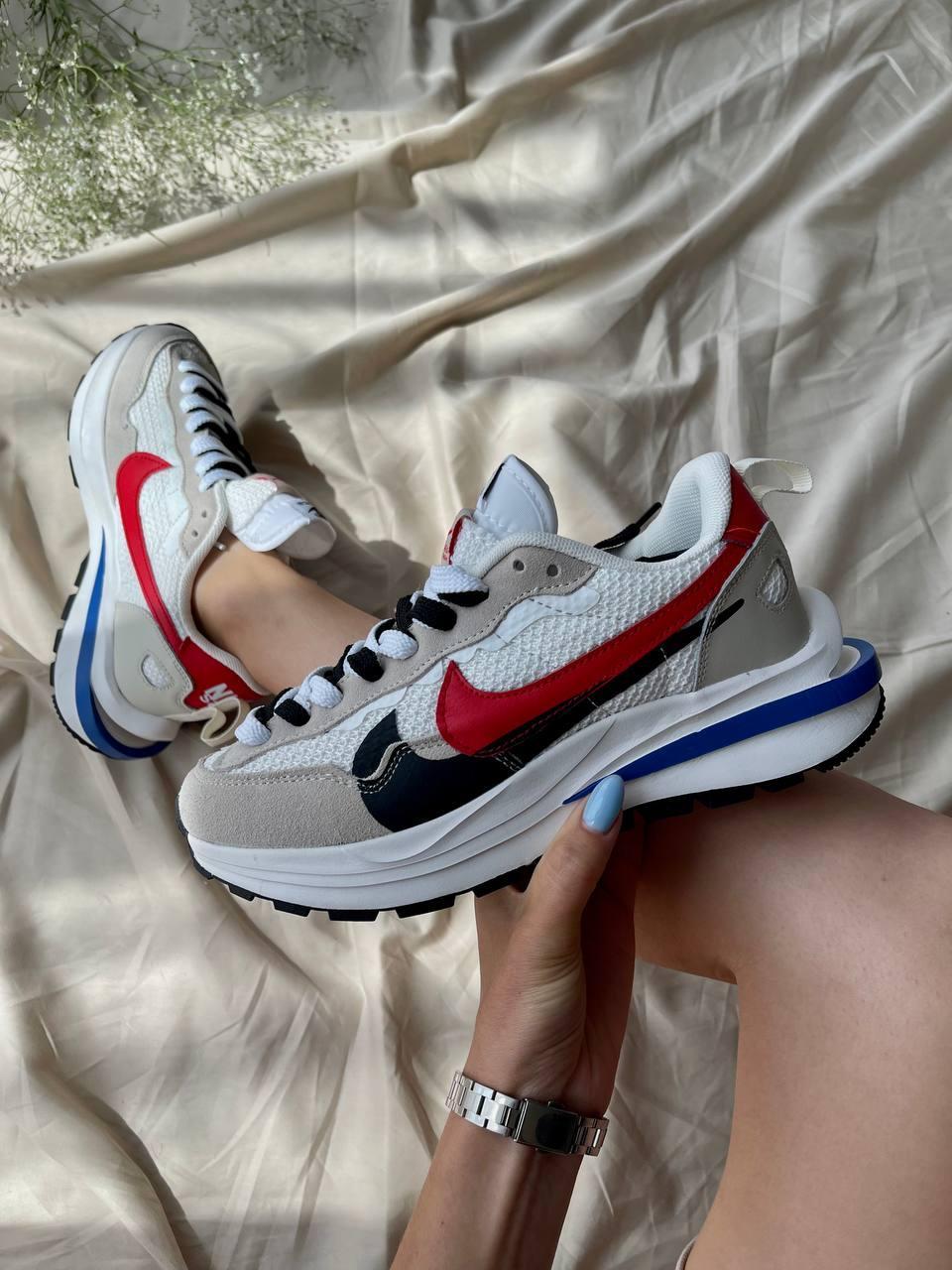 Nike VaporWaffle x Sacai White Red