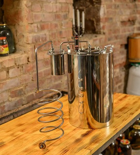 Побутовий дистилятор