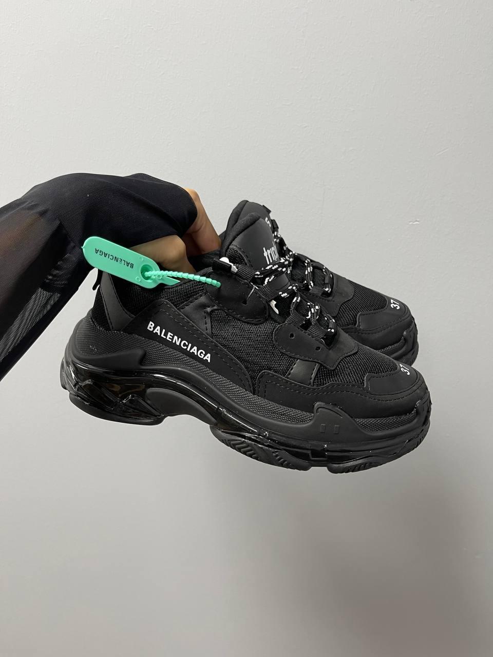 Balenciaga Triple S Black