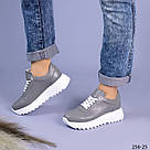 Жіночі кросівки сірого кольору на білій підошві, фото 8