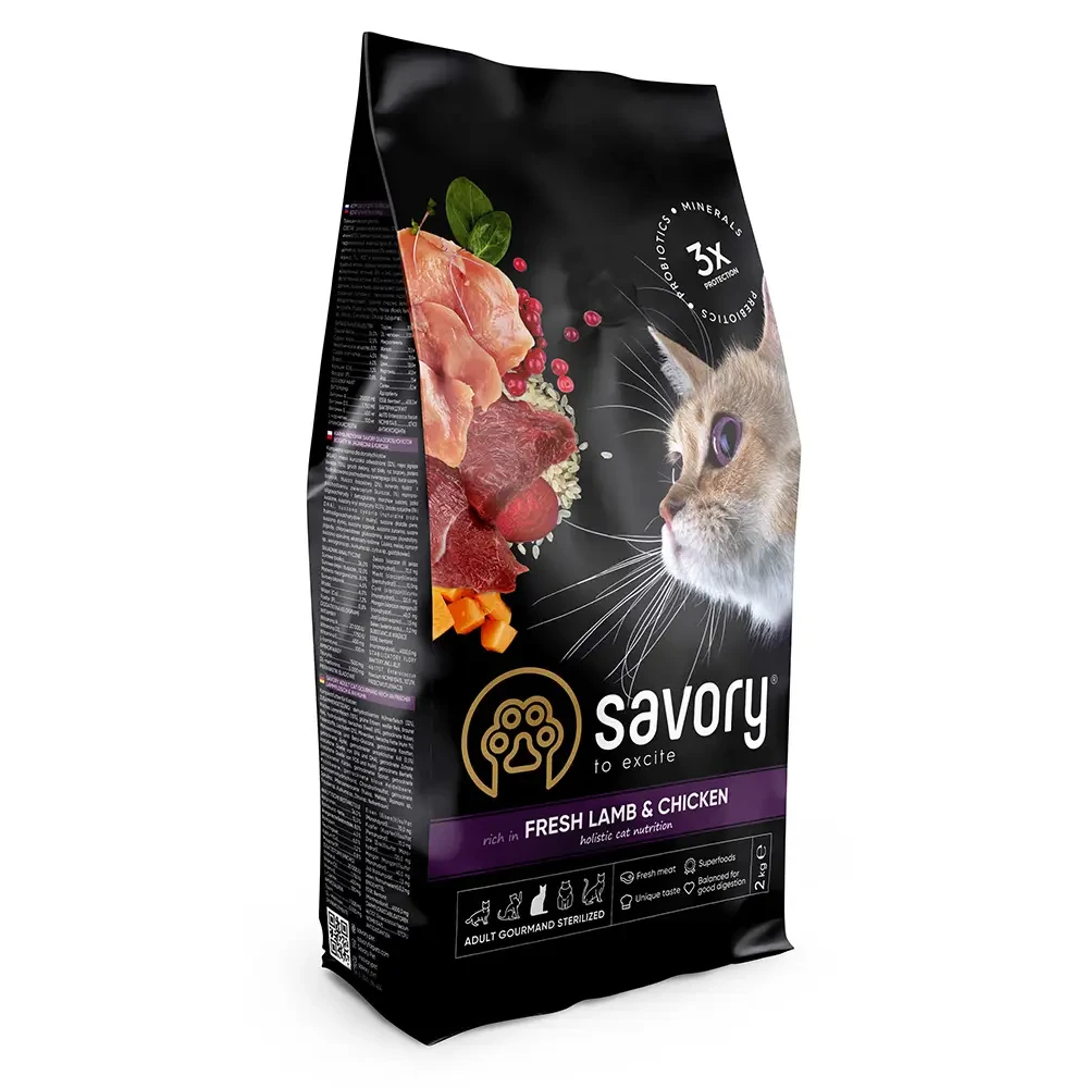 Сухий корм Savory для стерилізованих котів зі свіжим ягням і куркою 2 кг