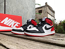 Кросівки чоловічі Nike Air Jordan 1 Retro High Black Red чорні з червоним, фото 3
