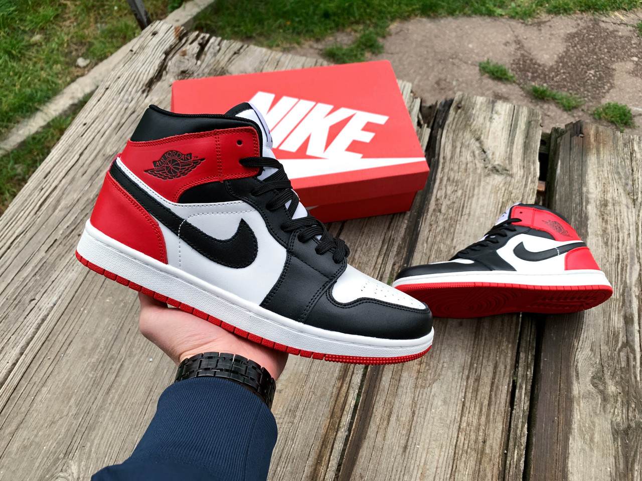 Retro 1 black red cheap