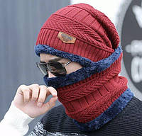 Зимний мужской комплект шапка и бафф, с хомутом бордовый цвет